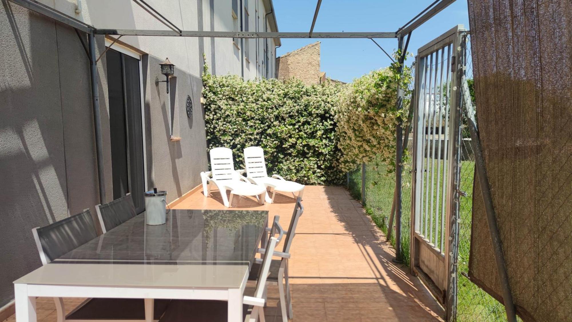 Loft Con Terraza Y Barbacoa Lägenhet Lumpiaque Exteriör bild